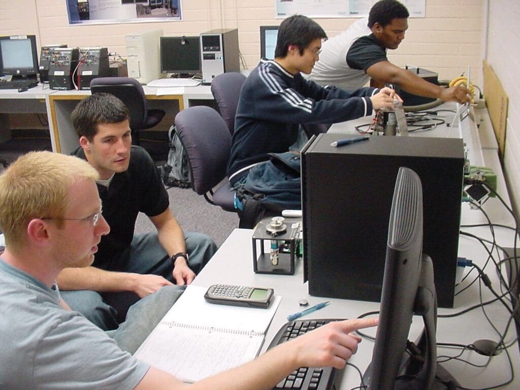 Rotary Servo in mechatronics lab in Utah State University